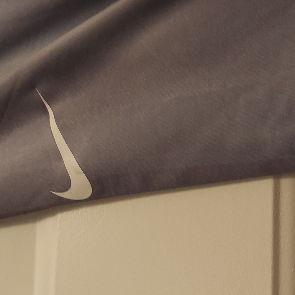 Girl's Nike tight fit leggings - Picture 6 of 8